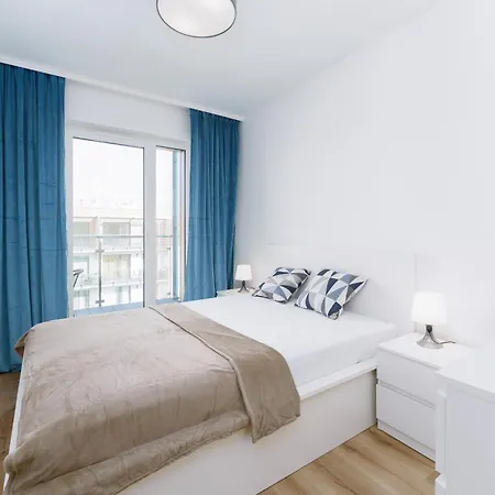 Apartament Morski Navigator By Holidaysun Kołobrzeg Eksteriør bilde